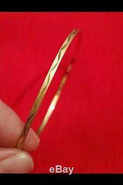 100% Genuine 9ct Yellow Solid Gold Diamond Etched Bangle. Made In UK. As NEW