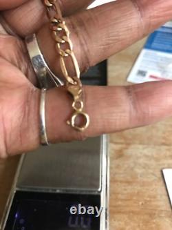 7&1/2 inch 9 carat gold figaro bracelet 3.9 g needs new spring closure