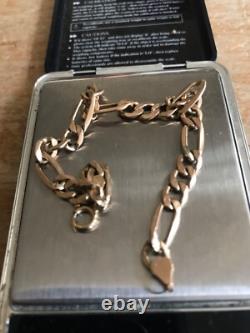 7&1/2 inch 9 carat gold figaro bracelet 3.9 g needs new spring closure