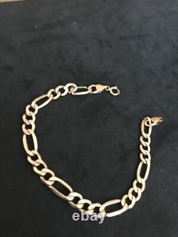 7&1/2 inch 9 carat gold figaro bracelet 3.9 g needs new spring closure