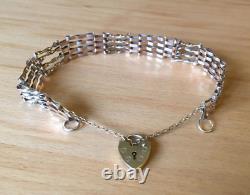 9CT GOLD BAR GATE BRACELET WITH HEART LOCK 7.5g