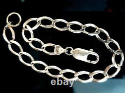 9ct 375 Gold Curb Bracelet 8inch a large 17mm with a lobster clasp