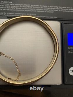 9ct Gold 375 Bangle With Safety Chain