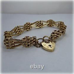 9ct Gold 7.5 Fancy Gate Bracelet, with Heart Padlock