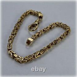 9ct Gold 8.25 Byzantine link Bracelet, with Feature Clasp
