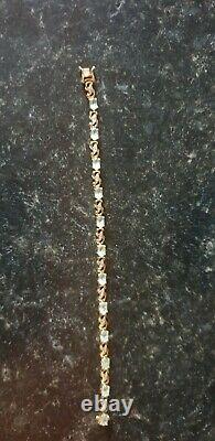 9ct Gold, Aquamarine & Diamond, Bracelet. 8.74g See pics