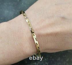 9ct Gold Bangle 4 grams 3.2 mm Wide Patterned Slave Solid