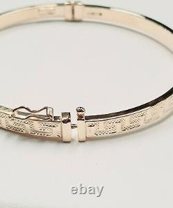 9ct Gold Bangle Greek Key Patterned Gift Boxed 4mm Bracelet Hinged Hallmarked