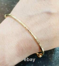 9ct Gold Bangle Ladies 3.6 grams Gift Boxed 2.4 mm Wide Hinged