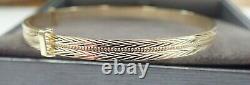 9ct Gold Bangle Ladies Expanding Patterned Solid 4.1 grams