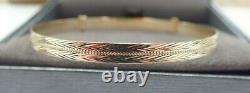 9ct Gold Bangle Ladies Expanding Patterned Solid 4.1 grams