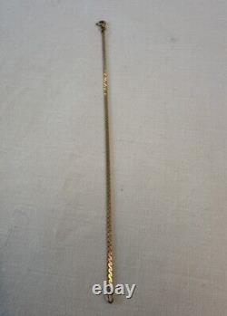 9ct Gold Bracelet. 17.5cm Long. Approx 2mm Wide. Solid 9K Hallmarked Gold. 2.08g