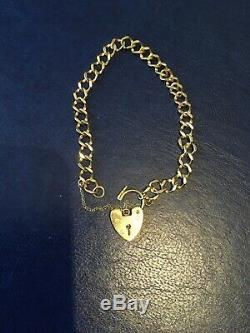 9ct Gold Bracelet, With 9ct Gold Heart As Clasp, 6.5 Inches Long, 7gms In Weight
