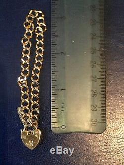 9ct Gold Bracelet, With 9ct Gold Heart As Clasp, 6.5 Inches Long, 7gms In Weight