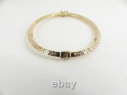 9ct Gold Patterned Bangle Hallmarked 7'' 5.9grams with gift box