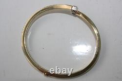 9ct Gold Sprung Hinged Crossover Bangle