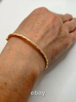 9ct Gold fancy textured bangle hoop bracelet ladies hallmarked sparkle effect