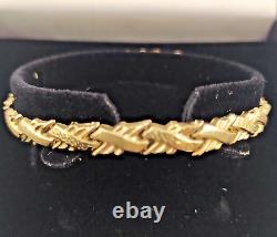 9ct Gold ornate ladies bracelet Pre owned Weight 5.4 grams Length 7 ½ inch