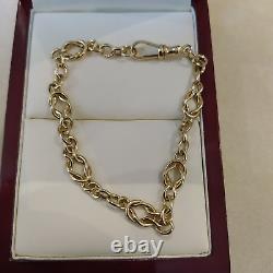 9ct Gold very pretty ornate ladies bracelet Pre owned Weight 10.2 grams