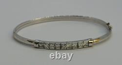 9ct White Gold Bangle with Cubic Zirconia 9ct Gold Bangle
