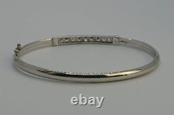 9ct White Gold Bangle with Cubic Zirconia 9ct Gold Bangle