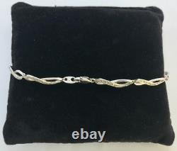 9ct White Gold Infinity Link Bracelet with 20 Diamonds Gold & Diamond Bracelet