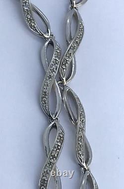 9ct White Gold Infinity Link Bracelet with 20 Diamonds Gold & Diamond Bracelet