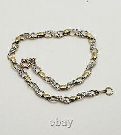 9ct Yellow Gold Diamond Figure of Eight Links Bracelet 7