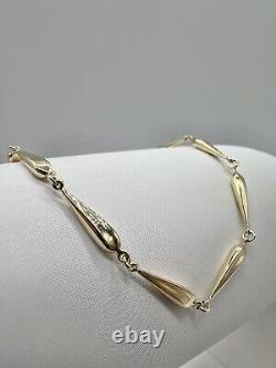 9ct Yellow Gold Ladies Bracelet 3.2mm Wide Elongated Teardrop Links Boxed