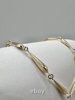 9ct Yellow Gold Ladies Bracelet 3.2mm Wide Elongated Teardrop Links Boxed