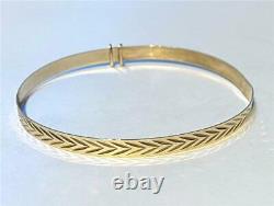 9ct Yellow Gold Polished Expandable Childs/ Maidens Bangle