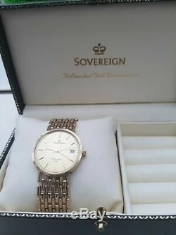 9ct gold men's watch with 9ct gold wide bracelet in excellent condition