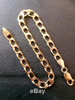 9ct gold square curb bracelet. 375