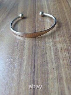 9ct yellow gold torque bangle used