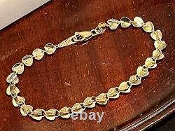 A Beautiful 9ct Gold Heart Bracelet