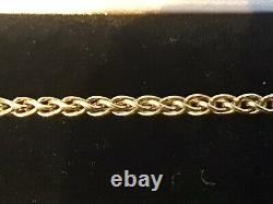 A Vintage 9 ct Gold Bracelet Hallmarked With Display Box 4.05g