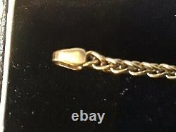 A Vintage 9 ct Gold Bracelet Hallmarked With Display Box 4.05g