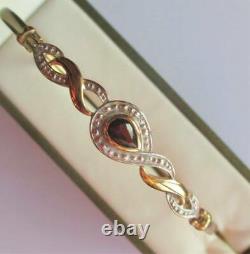 Beautiful 9ct yellow & white gold Bangle with Garnet diamond accents 9K 375