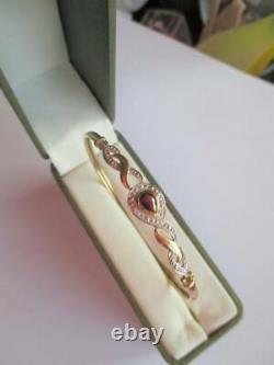 Beautiful 9ct yellow & white gold Bangle with Garnet diamond accents 9K 375