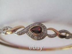 Beautiful 9ct yellow & white gold Bangle with Garnet diamond accents 9K 375