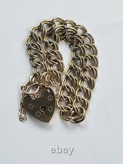Beautiful Vintage English H/M Ladies 9ct gold doulble link charm bracelet