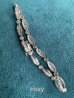 Diamond tennis bracelet white gold