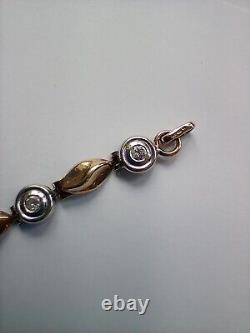 Gorgeous 9ct yellow and white gold diamond bracelet