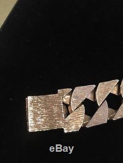 Heavy 9ct Gold Curb Bracelet. 9 77.8 Grams