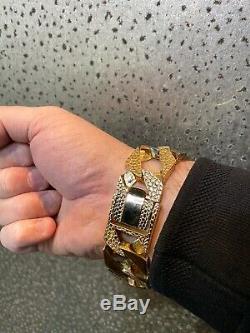 Heavy 9ct Gold Gents Bracelet