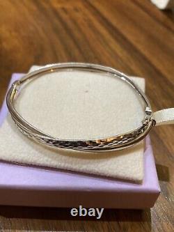 Italian 375 9ct White Gold Hinge Bangle. Not Scrap