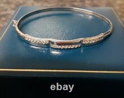 Ladies 375 9ct Gold Bangle Stone Set White Gold 5.63g