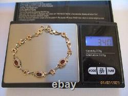 Ladies 9ct Gold Garnet link chain Bracelet 3.4g 18cm 7 marked 375