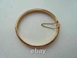 Lovely 9ct Solid Gold Hinged Bangle. 11.1 Grams. 7 Inches Circumference