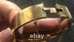 Lovely Vintage 9ct Gold Bangle, - 18.61g